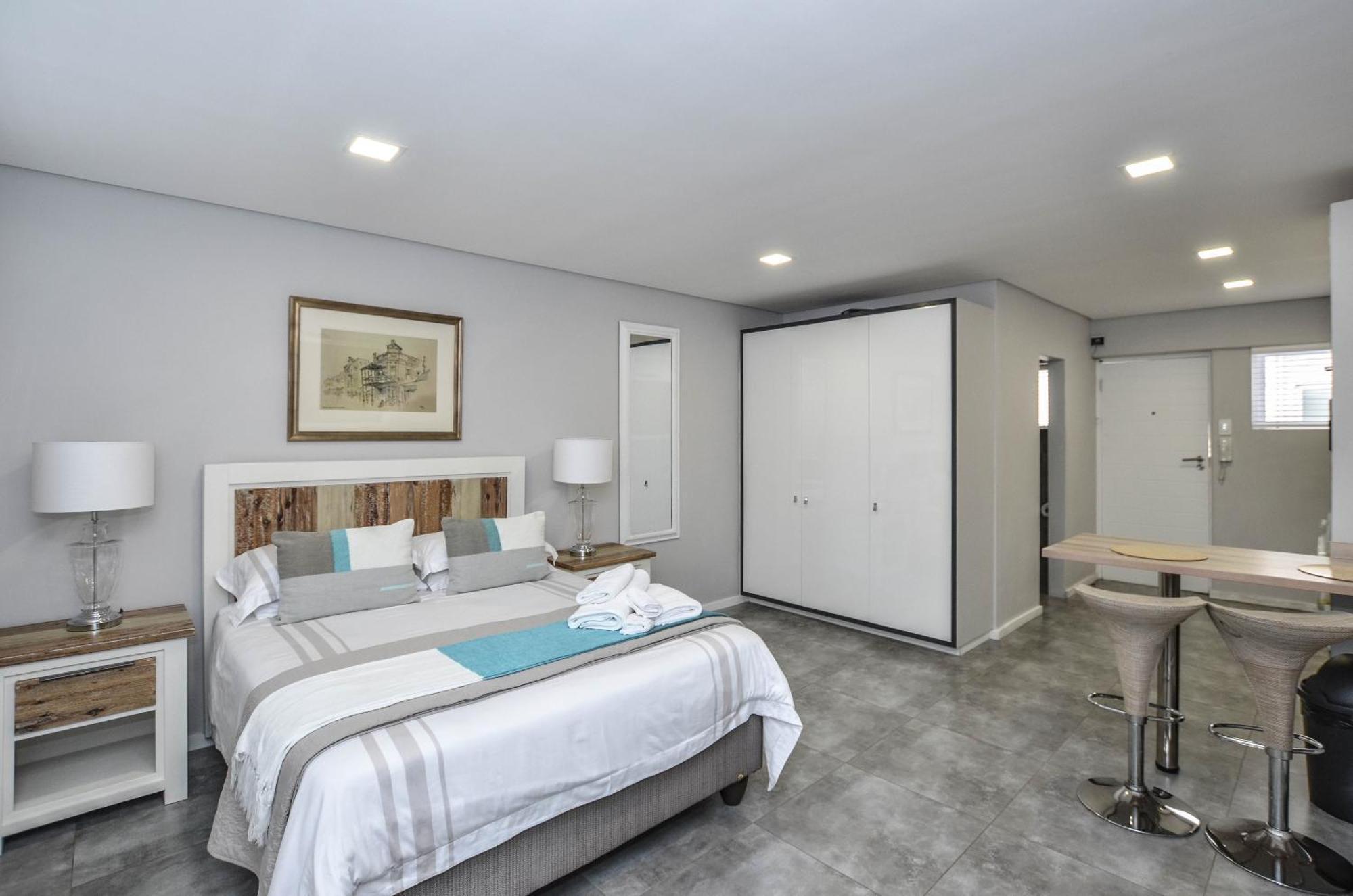 29 Sandringham Mouille Point * Kapstadt